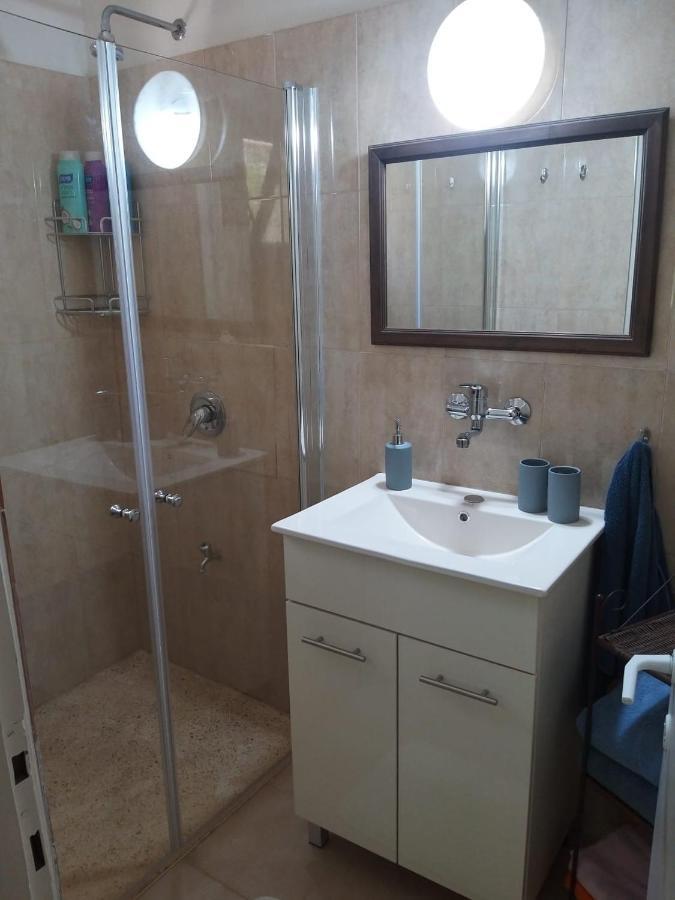 פינה חמה ברמה Appartement Ein Zivan Buitenkant foto